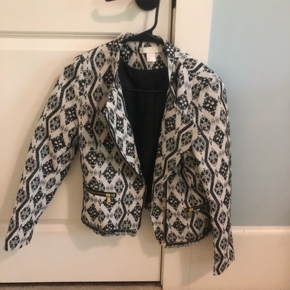 ⚠️DONATING SOON⚠️ Metallic Thread Tribal Blazer - Picture 6 of 7